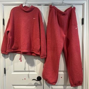Women’s Nike Fleece Set